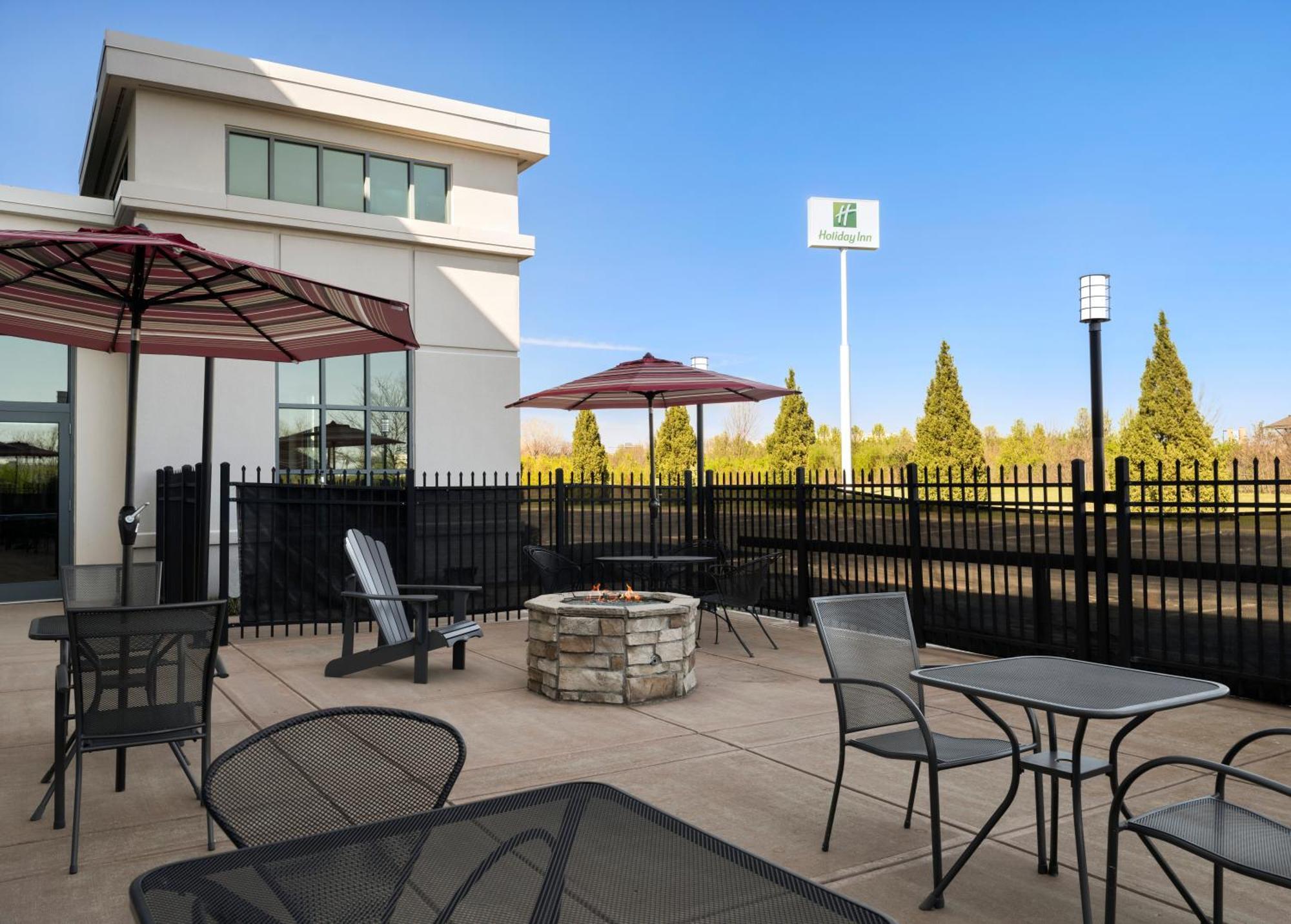 Holiday Inn - Cincinnati - Liberty Way By Ihg West Chester Exterior foto